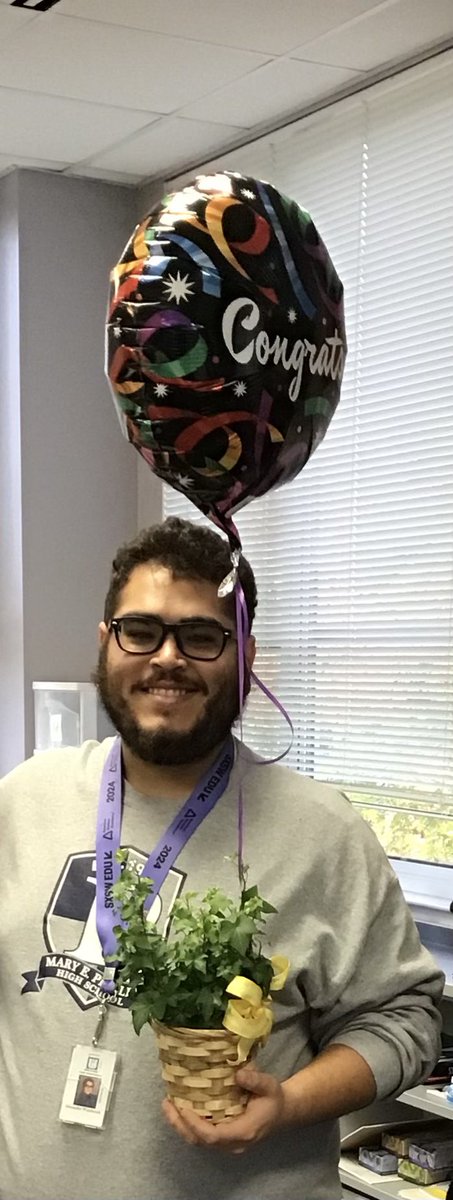 Mary E. Phillips HS tweet media