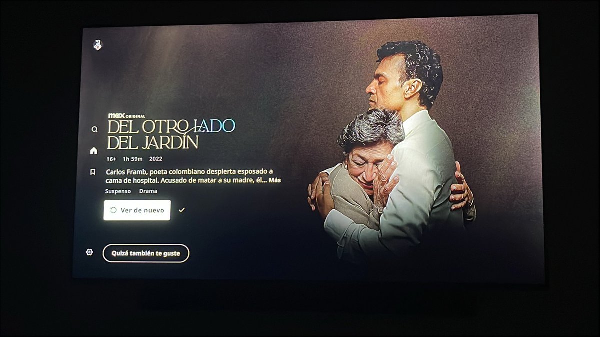 Vengo a hablar de este peliculon “Del otro lado del jardín” que hasta ahora conozco. Probablemente es la mejor película colombiana que haya visto en mi vida. Que fuerte. Me dejó de una piensa. Papelon de Julian Román y Vicky Hernández, que máquinas 🙌🏼👏🏼 RECOMENDADISIMA