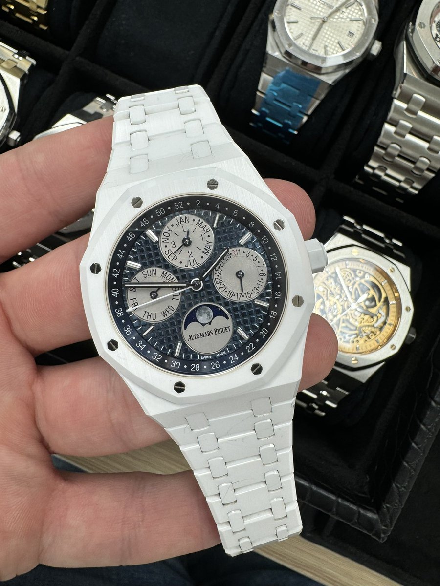 AP heavy hitters all available 📩

Which would you choose?

15416ce
26730st
26715bc
26579cb