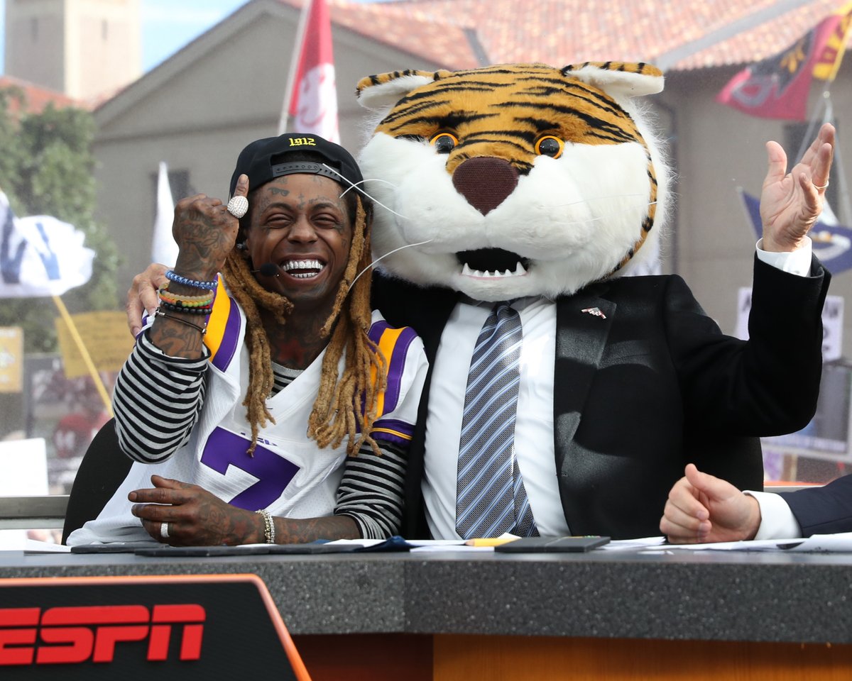 LSUfootball's tweet image. Saturday will be the 14th appearance in Baton Rouge for @CollegeGameDay. See you at The Quad!
