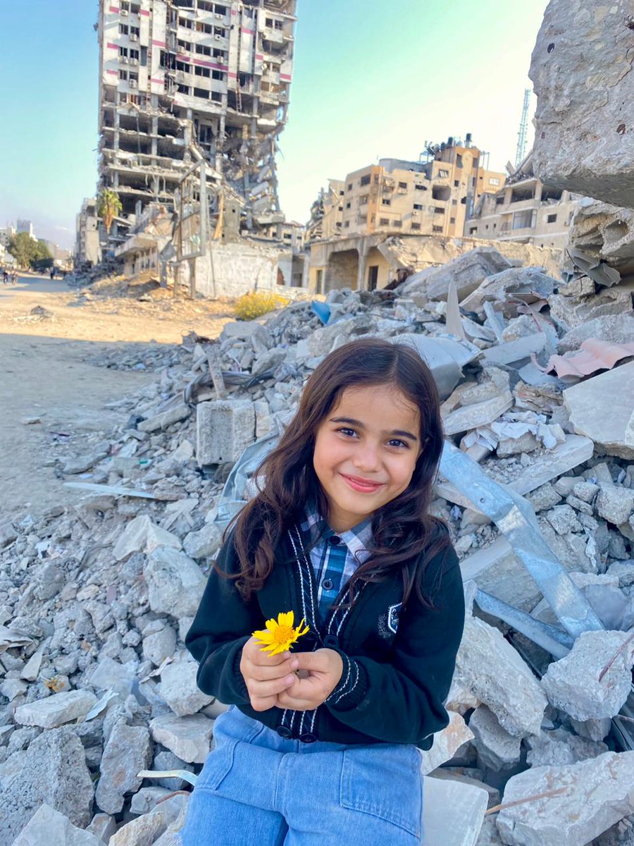 BUT TOU  WONT  SEE  AS BEAUTIFUL AS LOLO
a child without a home without a kindergarten without life
We are trying to get her and her family out to a place where she can live safely and complete her halted life Contribute with us with any amount to achieve 
gofund.me/fec9fa34