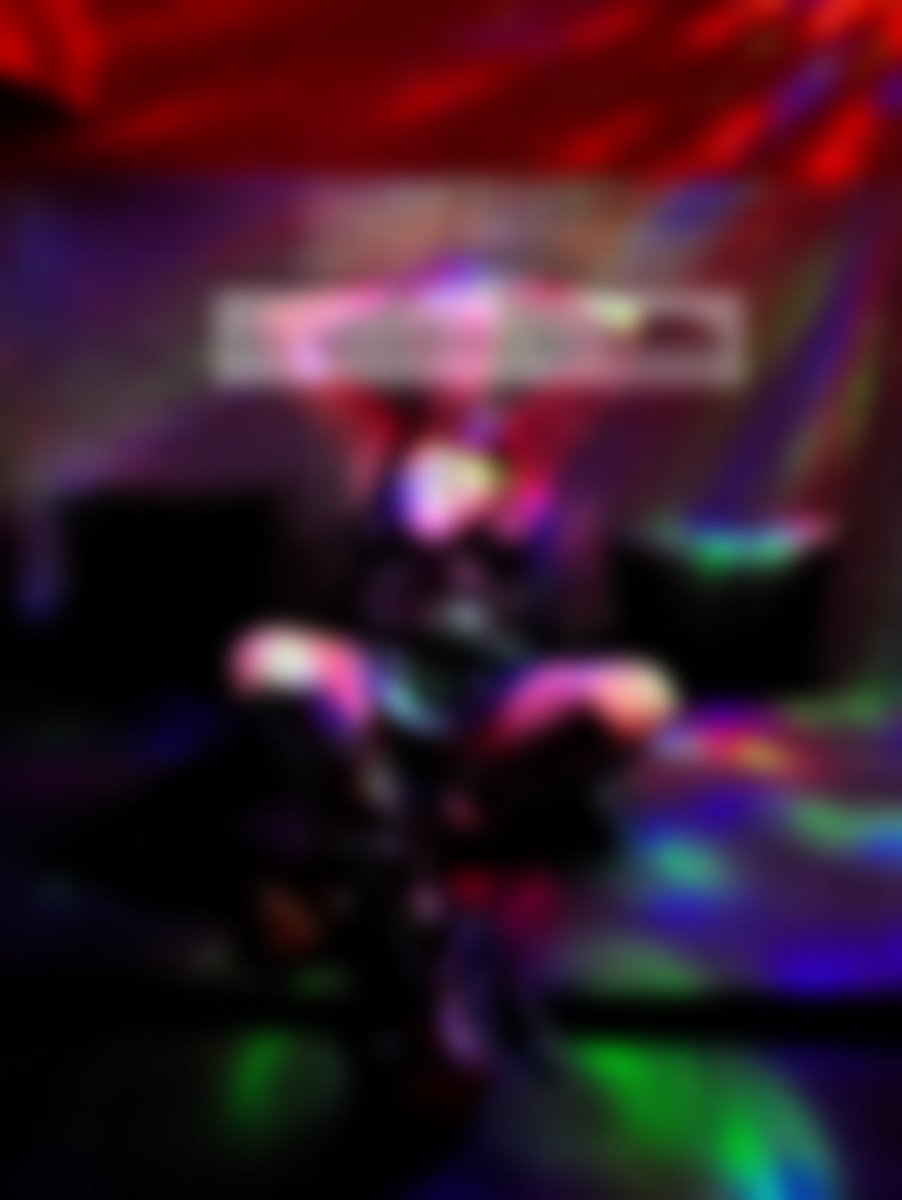 Jetzt neue Bilder von meiner Tour  - Movies Event House - in Bremen. onlyfans.com/spermabrunch