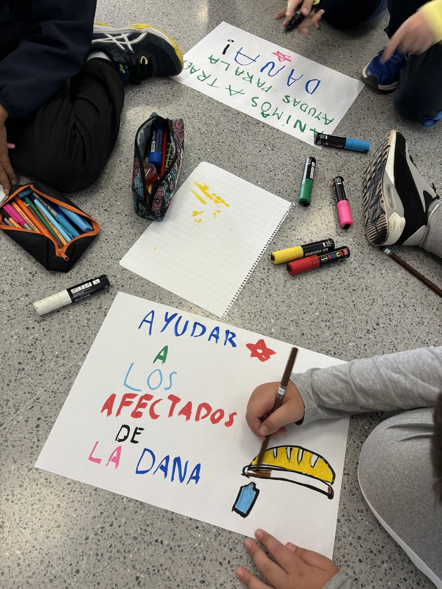 CbmFelipe's tweet photo. 💛Nuestros alumnos colaboran en la recogida de ayuda para los afectados por la Dana. Ya está todo preparado para recibir vuestra ayuda.
‼️Recordad: esta semana de 9 a 14 h seremos punto de recogida de productos que se destinarán a la ayuda enviada a los damnificados por la Dana. https://t.co/8zoySrE2oh