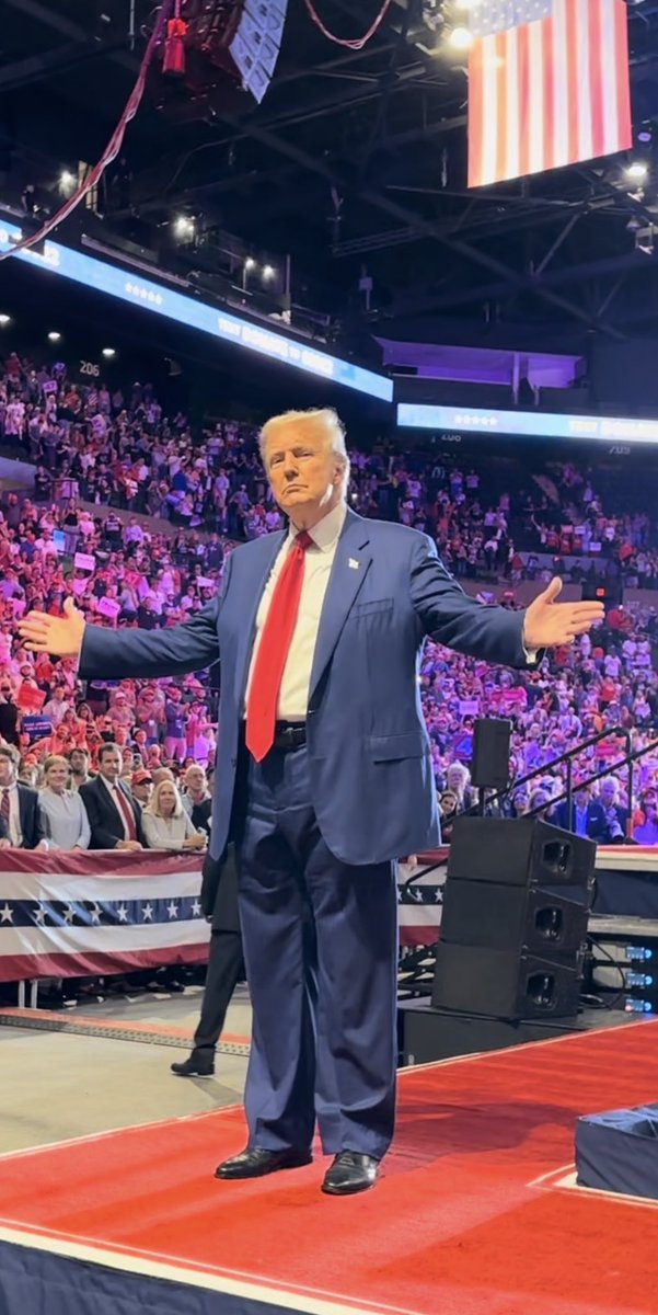 TjFalah's tweet photo. TOMORROW ladies and gentlemen is the big day. ITS ELECTION DAY!! 🇺🇸🇺🇸 This is one of the most consequential elections of our lifetime. Get out there if you haven’t voted early and VOTE!! We need to save this country.. Inflation is at an all time high. We need to BRING BACK the American dream.. Secure our borders. And have a leader that can bring peace to this world, that will bring God back to this nation, back to our schools and that will protect women’s sports. Vote to END inflation, Vote to prevent WWIII, Vote for tax cuts for the working class and no tax on tips, Vote to rebuild our cities and modernize our military, Vote to make America the dominant energy producer and most importantly Vote for America tomorrow.. God bless all of you and God bless the United States Of America 🇺🇸🇺🇸