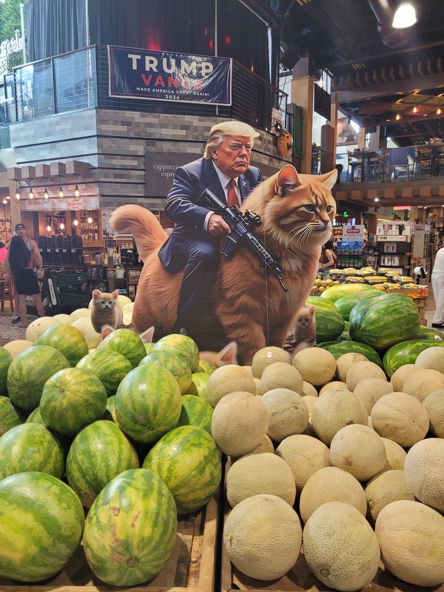 jillfrosenfeld's tweet image. Love my local grocery store! @oakesfarms #SeedToTable #NaplesFl