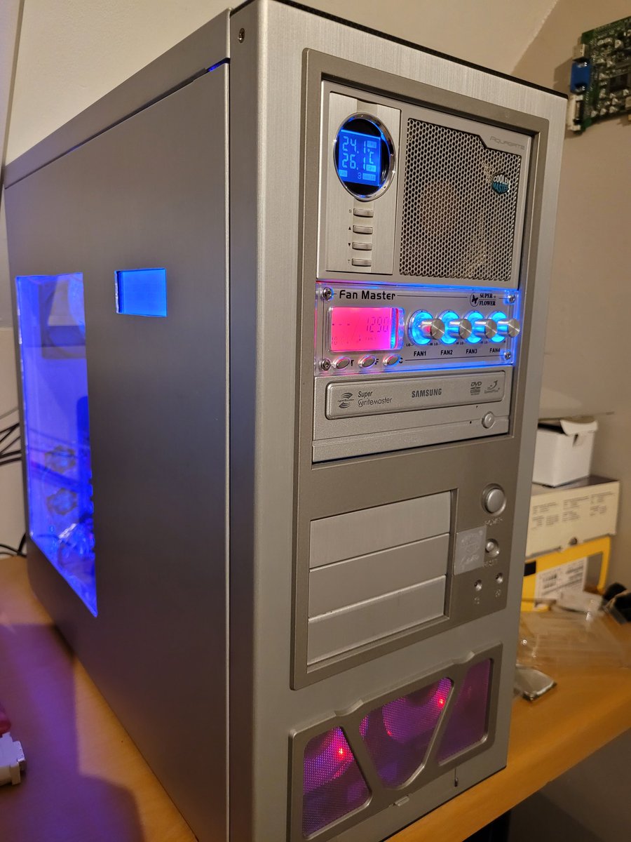 Retro_GPUs's tweet photo. https://t.co/bFAKwwcyHT