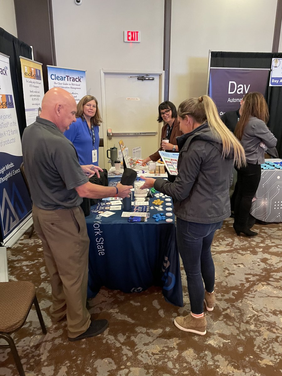 SouthCentralRIC's tweet image. Our attendees made some great connections at this year's #vendorfair. #LIS2024 #EdTech #ContinuousLearning #K12 #SchoolSupport #Collaboration #CustomerFocused