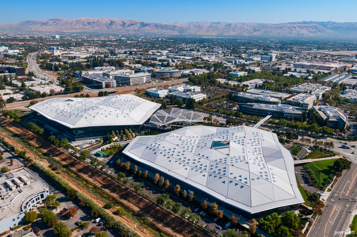 SSAerialPhoto's tweet photo. gorgeous day to shoot the @nvidia headquarters from the R44!

#aerialphotography #nvidia #nikon https://t.co/bDD1rvhcDo