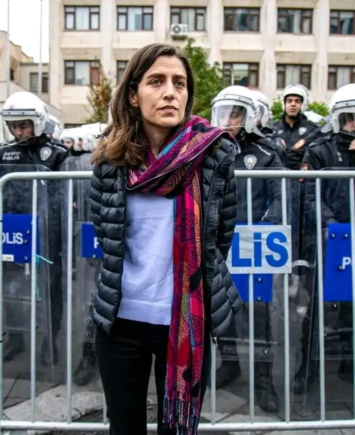 Na ji dizê keda jinan û gelan re