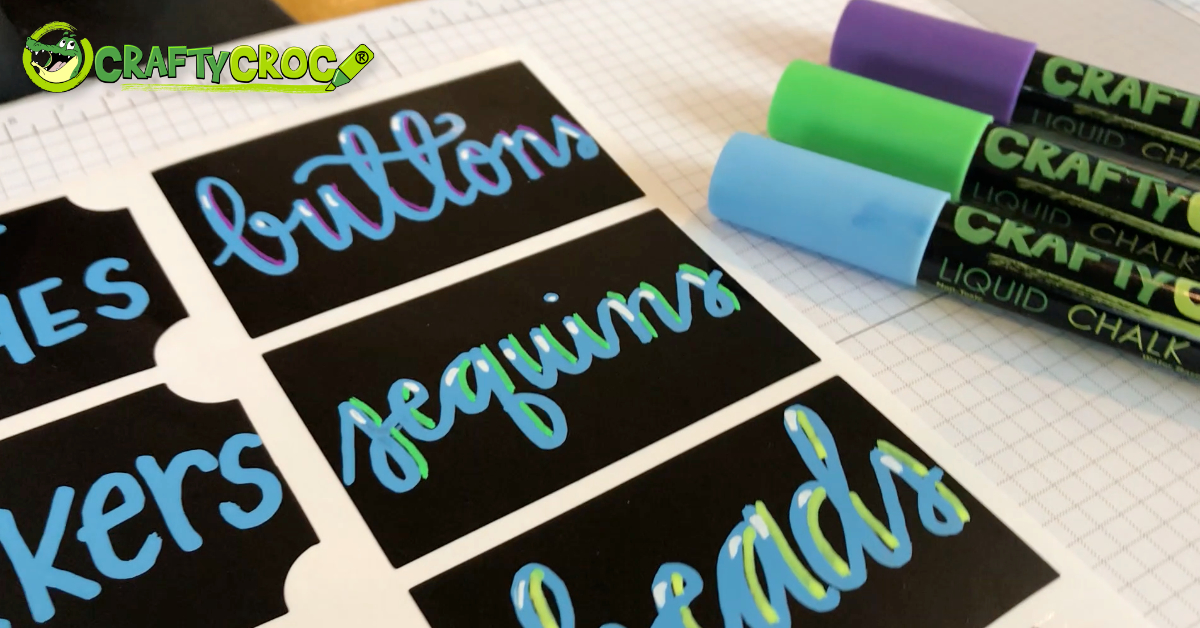 CraftyCrocArt's tweet image. Happy Monday, everyone! Start your week with a pop of color &amp;amp; creativity! 🌈

Let’s make every day a little brighter &amp;amp; more creative — one stroke at a time. ✍️💡

Share your #CraftyCroc creations with us, and let’s inspire each other to Live Brightly!

#chalkmarkers #chalkpens