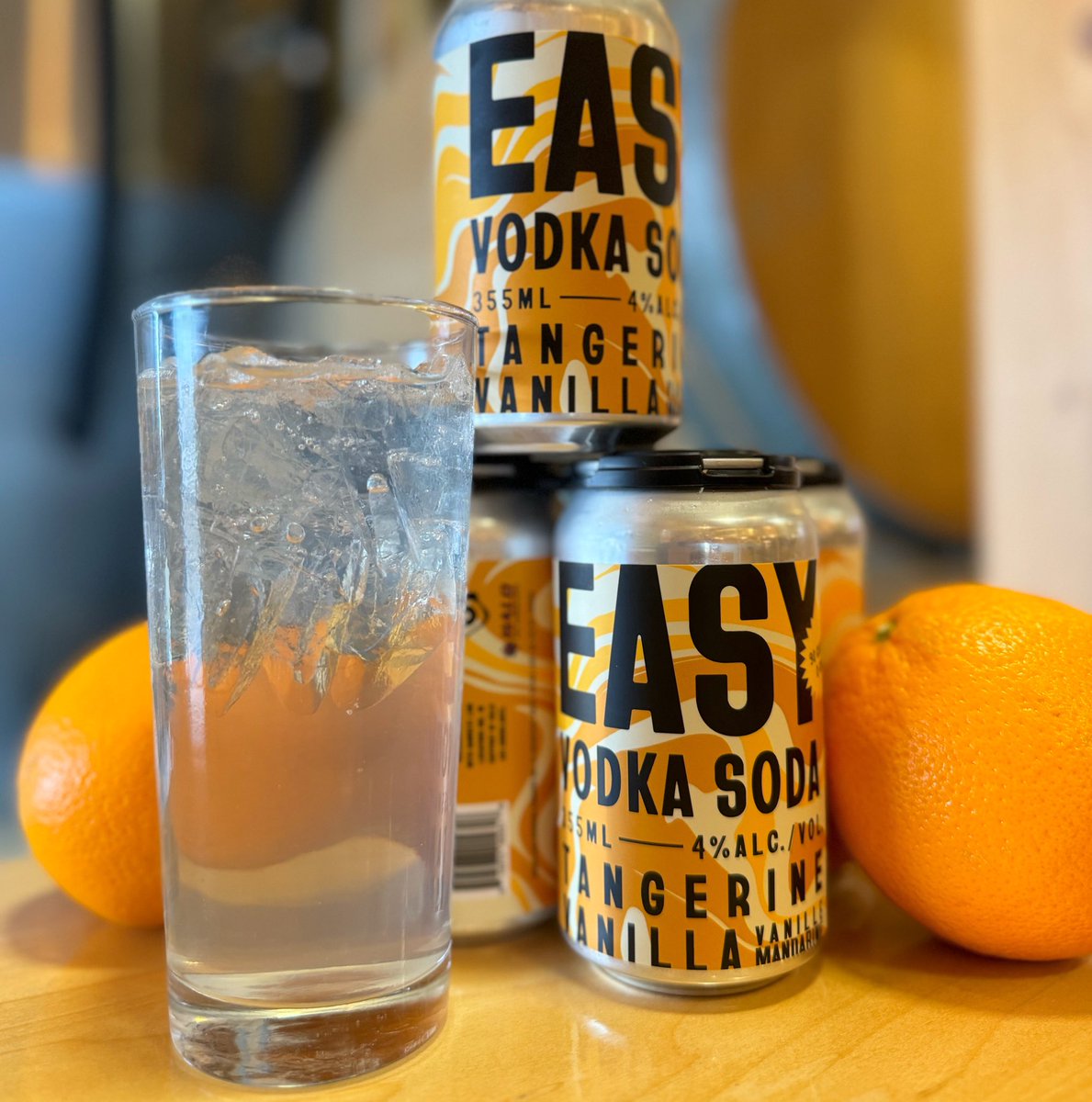 easy_vodka's tweet photo. 💥NEW RELEASE💥 
EASY Vodka Soda Tangerine Vanilla❣️🍸🍊
A low calorie, low carb creamsicle in a can! 
4.0% ABV, with only 90 calories and 0 carbs per can.

Brewed in collaboration with Hawkeye Line Locators Inc. in support of Halo Air Ambulance. 
.
.
.
#drinkeasy #easyvodka https://t.co/jgFT5gO4DZ