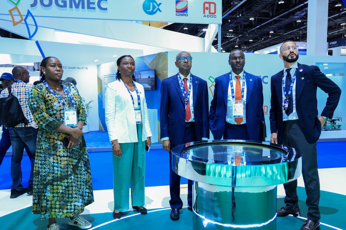 nnpclimited's tweet image. PHOTO NEWS:
DAY 1: NNPC AT ADIPEC 2024
On the Opening Day of the Abu Dhabi International Petroleum Exhibition & Conference (#ADIPEC2024), the NNPC Ltd. Pavillion (Stand 8210, Hall 7) was a beehive of activities as hundreds of visitors trooped in to inquire about the Company's…