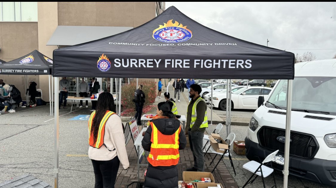 Engaged Communities (ECCS) (@engagedcommuni2) on Twitter photo Thank you to everyone who worked together to make this event such a success and for standing together in our shared mission to build a healthier more connected community.
#EngagedCommunities #firefighters #SurreyBC #hospice #Newton #MobileHealthUnit #PublicHealth <a href="/surreyps/">Surrey Police Service</a> Thank you to everyone who worked together to make this event such a success and for standing together in our shared mission to build a healthier more connected community.
#EngagedCommunities #firefighters #SurreyBC #hospice #Newton #MobileHealthUnit #PublicHealth <a href="/surreyps/">Surrey Police Service</a>