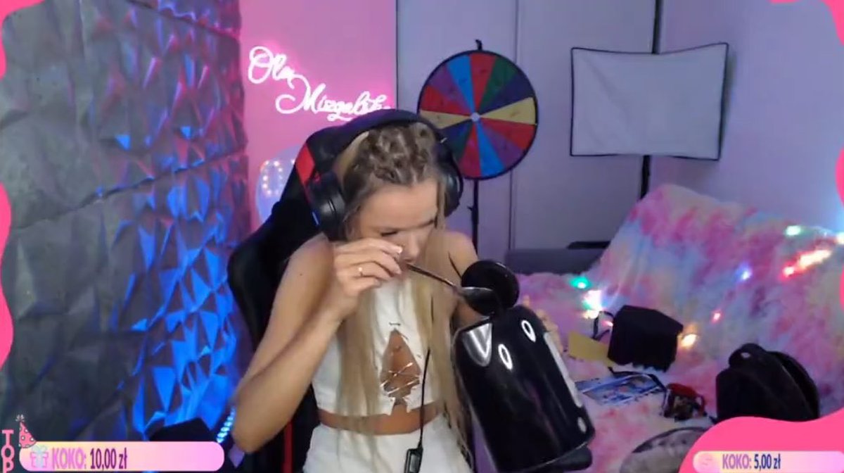 WujaJurek tweet picture