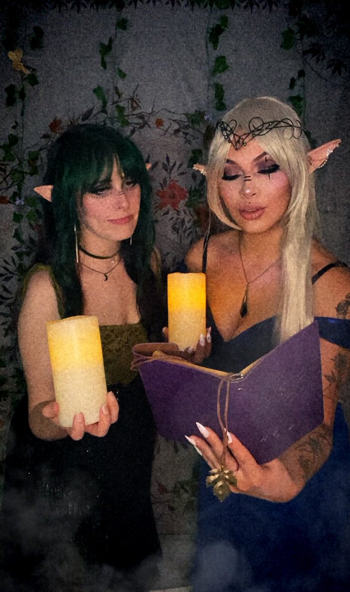 hon3ycomb_xo's tweet photo. Grip ya wands, cuz we aint no muggles ๐ช โจ #gobestfriend https://t.co/khgC1nZArx