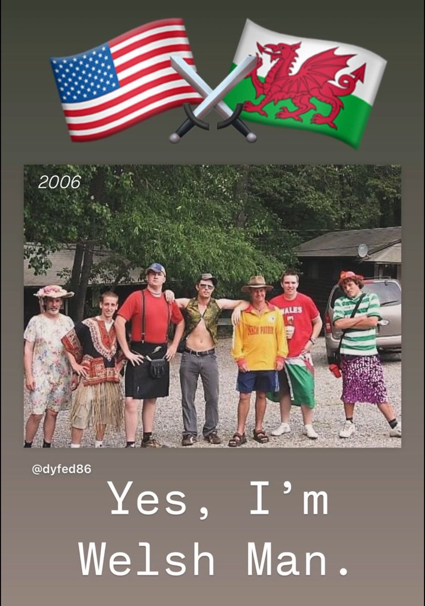 WrexhamUSA's tweet photo. It’s 2006… 

Wrexham are very much NOT owned by @VancityReynolds & @RMcElhenney. 

I’m working in Connecticut teaching photography and very much the token Welshman spreading the Gospel of @Wrexham_AFC! 

It’s the summer I met a lad called #BenTozer too! (Not that one!) 

#memorylane