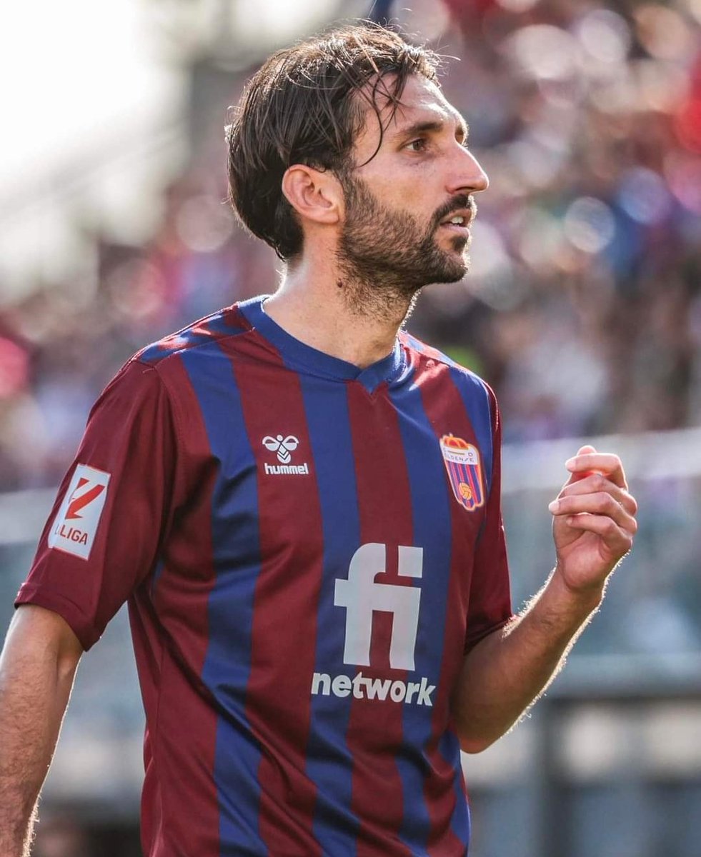 solofichajes123 (@solofichajes123) on Twitter photo 🗣️Álex Bernal, futbolista sevillano del <a href="/CD_Eldense/">CD Eldense SAD</a>: "Nos están manipulando, demoliendo presas, creando tormentas para engañarnos con el cambio climático, atacando a la familia, a nuestra religión, atacando a los agricultores, promoviendo vacunas mortíferas. Quieren reducir la 🗣️Álex Bernal, futbolista sevillano del <a href="/CD_Eldense/">CD Eldense SAD</a>: "Nos están manipulando, demoliendo presas, creando tormentas para engañarnos con el cambio climático, atacando a la familia, a nuestra religión, atacando a los agricultores, promoviendo vacunas mortíferas. Quieren reducir la