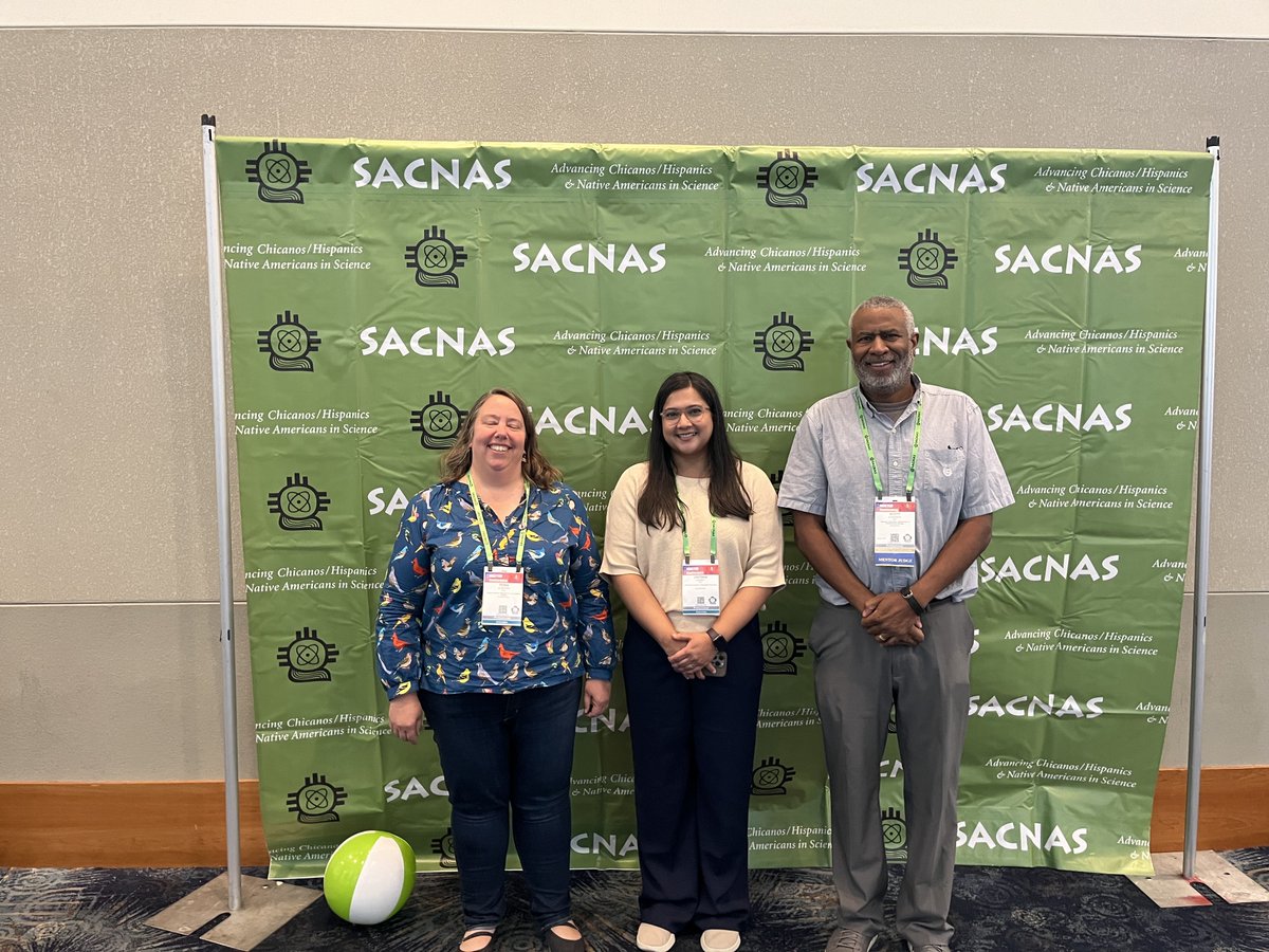 It was great to catch up with NSCA Board members <a href="/trinaeroberts/">Trina Roberts</a> and <a href="/ScottVEdwards1/">Scott V Edwards</a> at the SACNAS #2024NDiSTEM meeting last week! Good to see a strong presence from the #NaturalHistory #Museum community.

#CollectionsAreEssential