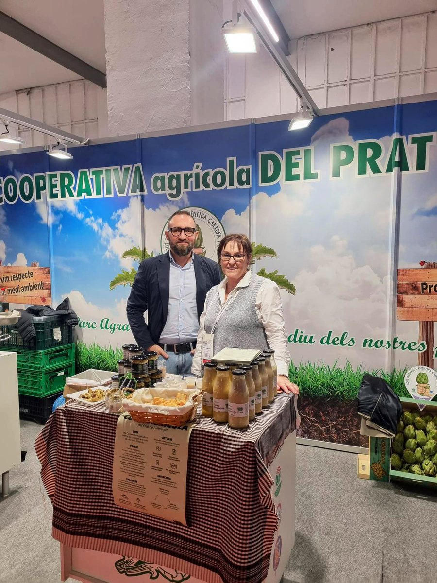 El camp pratenc, sempre al peu del canó!
Després d’un matí intens, aquesta tarda he conegut les delícies que la Cooperativa Agrícola del Prat ha presentat al Fòrum Gastronómic.
Qualitat de primera! #ElPrat