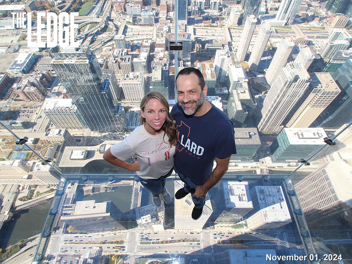 Lcarnes7's tweet photo. Chicago in 4 pictures. Celebrated a milestone birthday so had to go big. 🥳
#chicago #birthday #milestone https://t.co/hPej7LsV4G