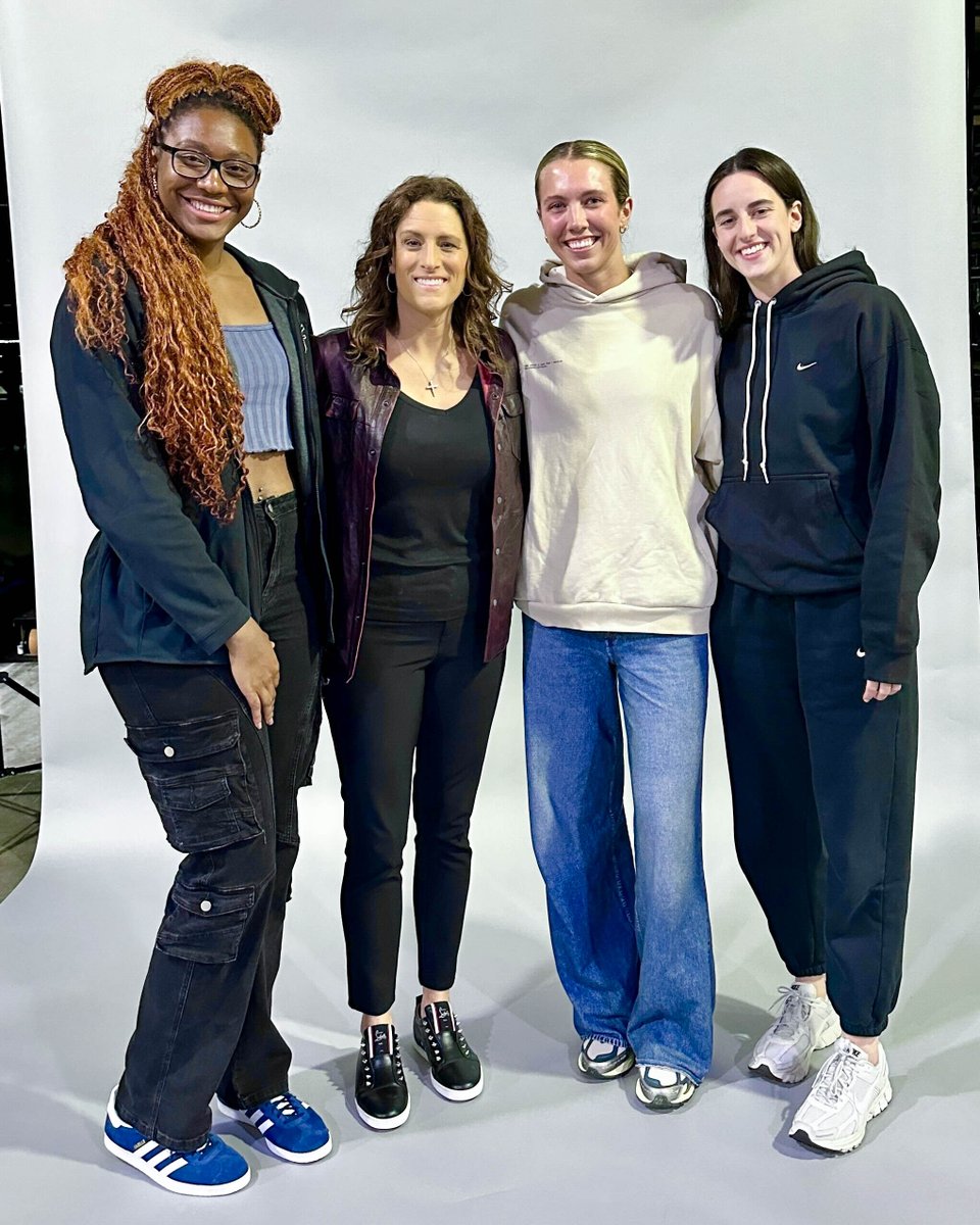 Indiana Fever tweet media