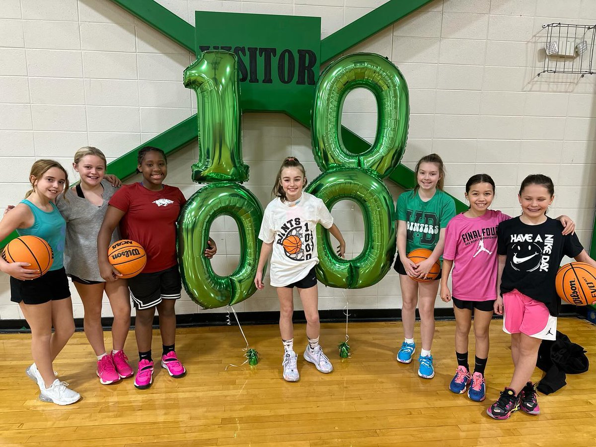 AndleyJay33's tweet photo. Scored my 1000th Point as a @vbladypointers (youth) last year! Thankful for my team! https://t.co/W2Ej5WTmcN