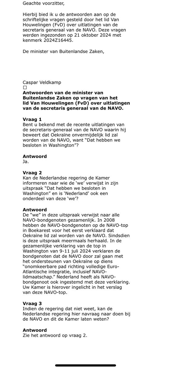 Politici en “experts” zoals <a href="/robdewijk/">rob de wijk</a> deden het tot zeer recent voorkomen alsof het nog serieus de vraag is of Oekraïne wel of niet lid gaat worden van de NAVO:

hcss.nl/news/rob-de-wi…

Vandaag gaf onze regering toe dat dit “onvermijdelijke” besluit al in 2008 (!) is genomen.👇