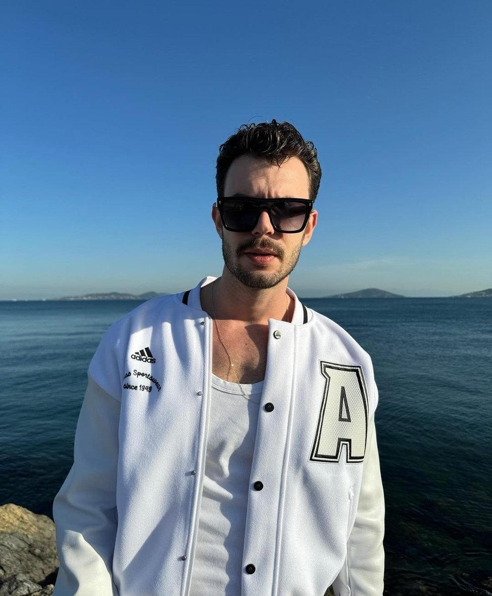 Quiero quedarme aquí y no irme más.