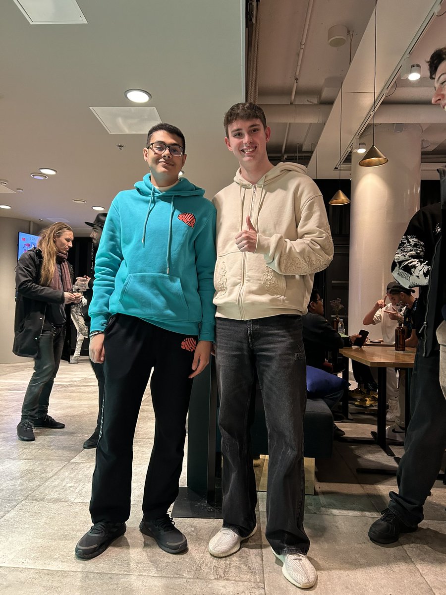 Niklas (@udniklas) on Twitter photo What a crazy experience in Helsinki 🇫🇮
Meeting the two 🐐🐐
<a href="/SymantecBS/">HMB Symantec</a> & <a href="/MohamedLightCr1/">Mohamed Light</a>
Congrats to both for achieving their goals and best of luck for the future!👏🏻 What a crazy experience in Helsinki 🇫🇮
Meeting the two 🐐🐐
<a href="/SymantecBS/">HMB Symantec</a> & <a href="/MohamedLightCr1/">Mohamed Light</a>
Congrats to both for achieving their goals and best of luck for the future!👏🏻