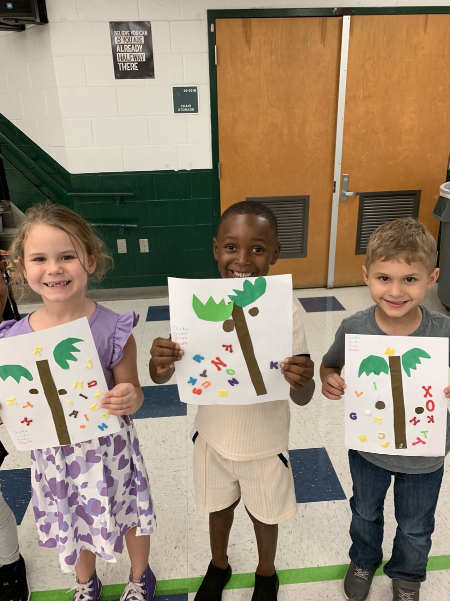 MarionExtDay's tweet image. MAP @Saddlewood_MCPS kindergarten students were inspired to create their own alphabet tree craft after reading Chicka Chicka Boom Boom.