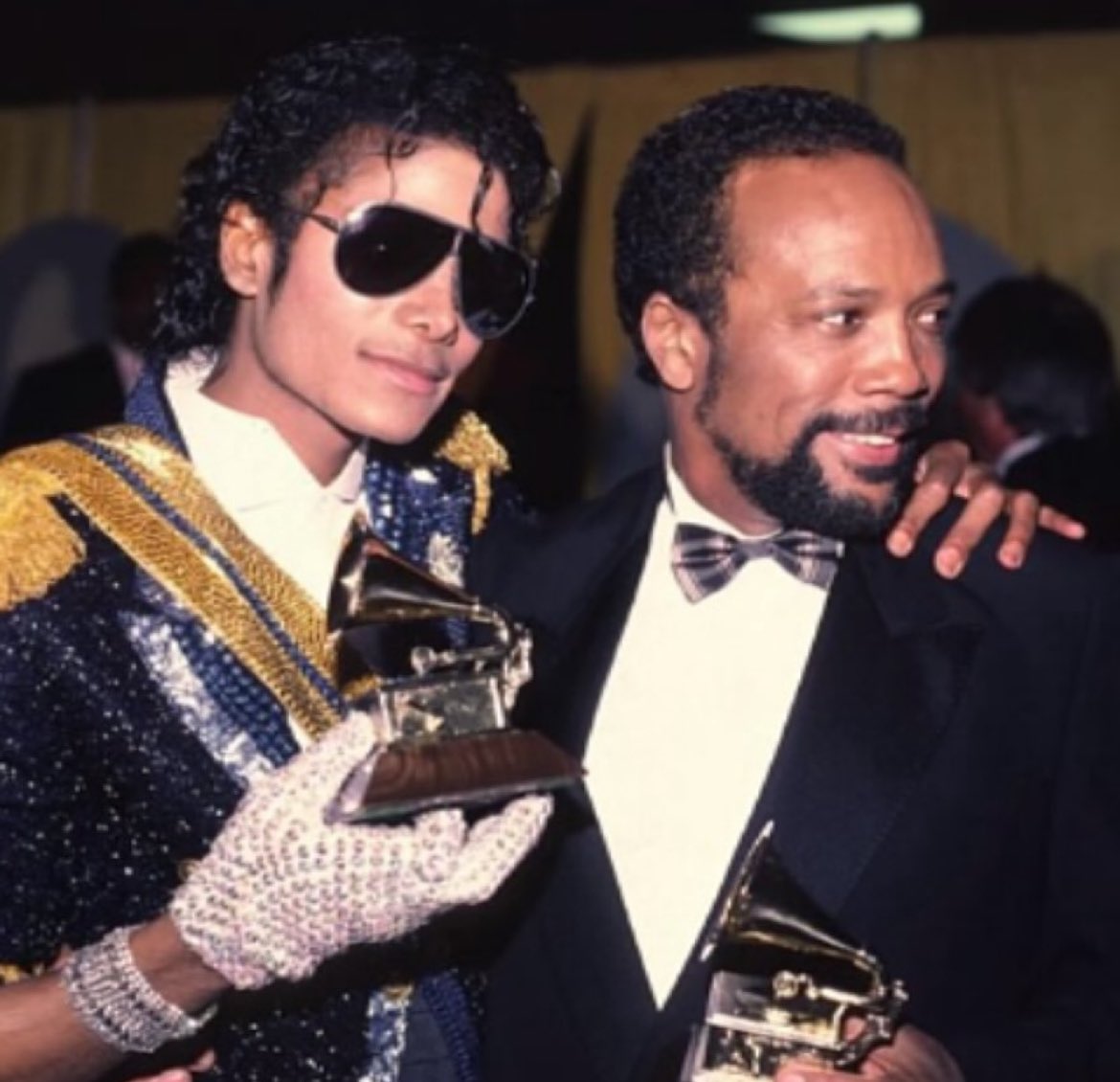 Rest in Peace Quincy Jones 🕊️
What an incredible everlasting legacy of greatness : composer, artist, writer, producer in music in multiple genres, multiple decades from big band, bebop, jazz, rnb, pop the greatest of all time 🎶🎼🎵🐐- beyond the music industry into film,