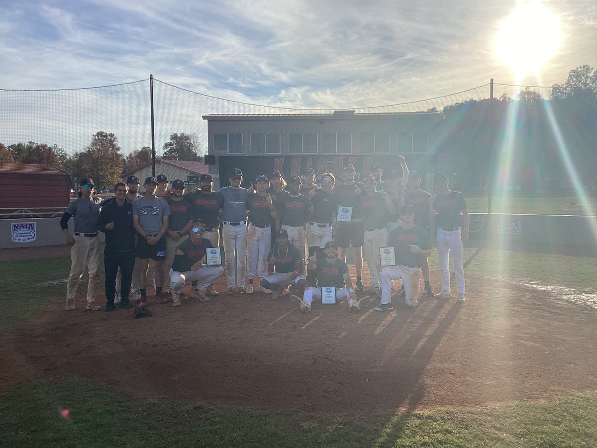 GoKnightsBSB's tweet photo. Team Tri-Pod holds on to their lead and wins the KCU Baseball Fall World Series 16-10! The Dirtbag award was given to Max Johnson. The Mist Valuable Pitcher award was given to Ryan Farr. Your Fall World Series MVP was awarded to Cris Garcia! What a great two weeks of baseball! https://t.co/8QtQxhQWKK