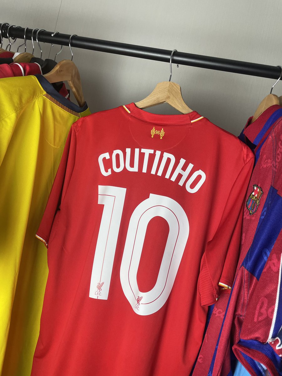 First11shirts's tweet image. What is in your opinion the most underrated football kit of all time?