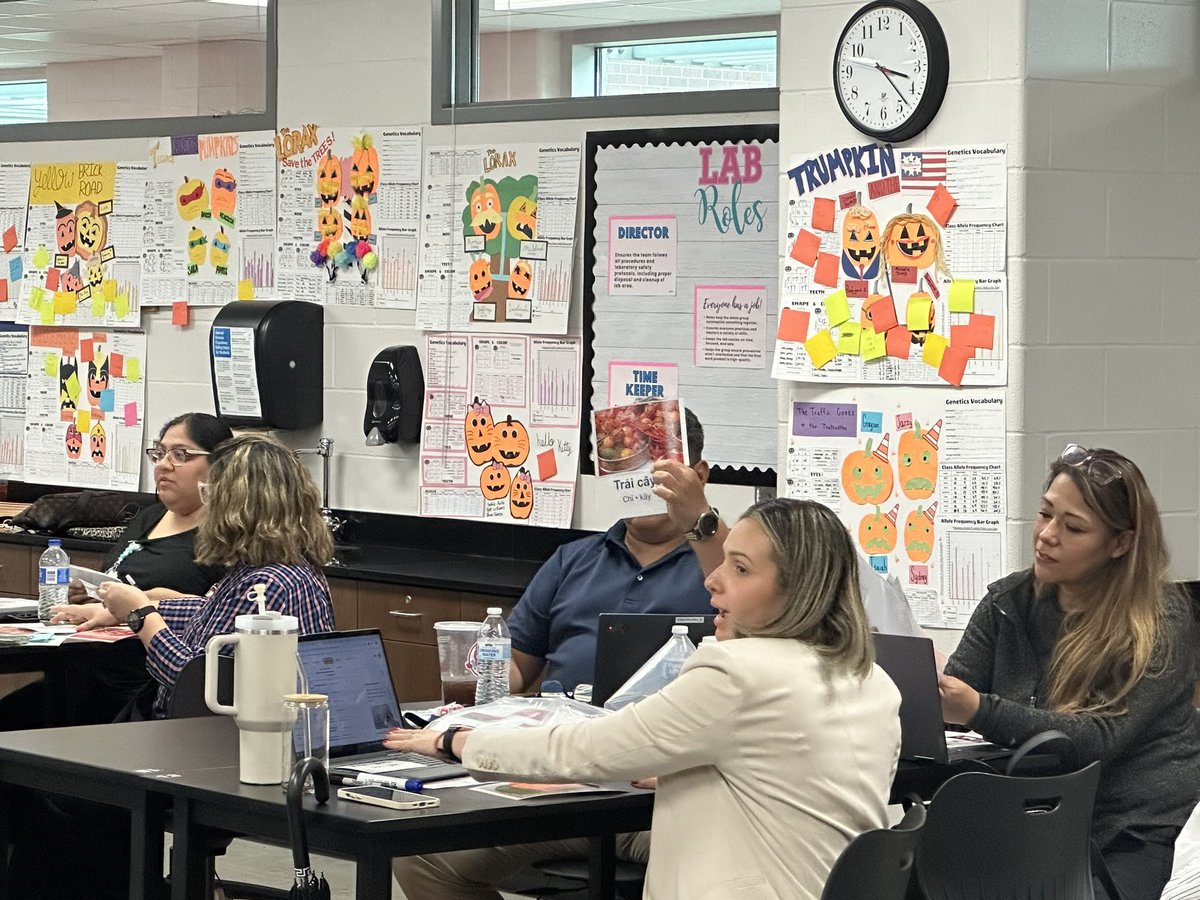 CFISD EBs (@cfisdels) on Twitter photo It is always a good day when we spend it with our bilingual teachers!! See you on Feb 14!! <a href="/CFISD_ELAR2_5/">CFISD ELAR 2-5</a> <a href="/CFISDPK1/">cfisdprimary</a> It is always a good day when we spend it with our bilingual teachers!! See you on Feb 14!! <a href="/CFISD_ELAR2_5/">CFISD ELAR 2-5</a> <a href="/CFISDPK1/">cfisdprimary</a>