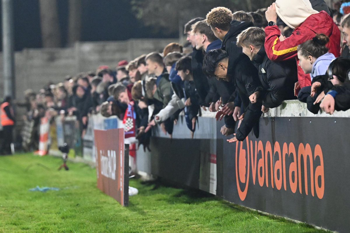 Tonight's <a href="/EmiratesFACup/">Emirates FA Cup</a> attendance at the Meadow is a fantastic, modern day record 3️⃣9️⃣6️⃣3️⃣ with 3️⃣6️⃣4️⃣ making the trip from Lincolnshire
