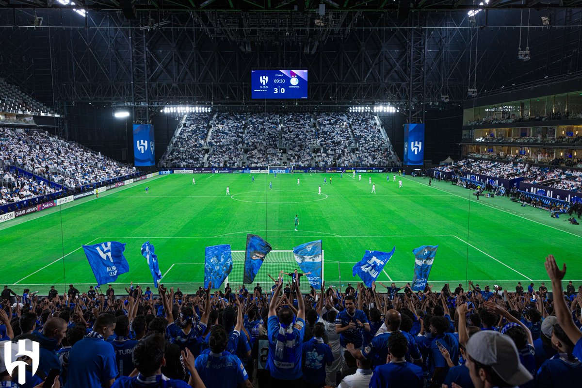 Alhilal_FC's tweet photo. وأمتّـع الشوفـة بنظـرات #الهلال⁩ 😍💙 https://t.co/lpHUkwYTYr