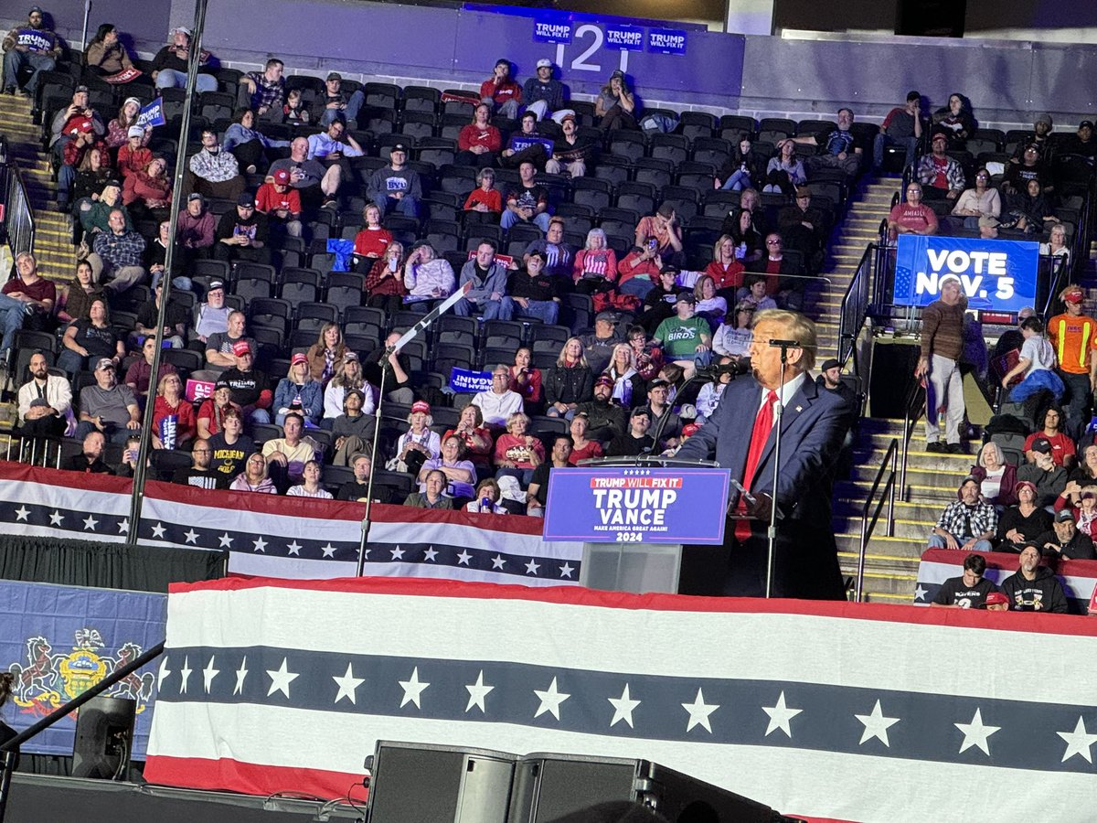 David Corn tweet media