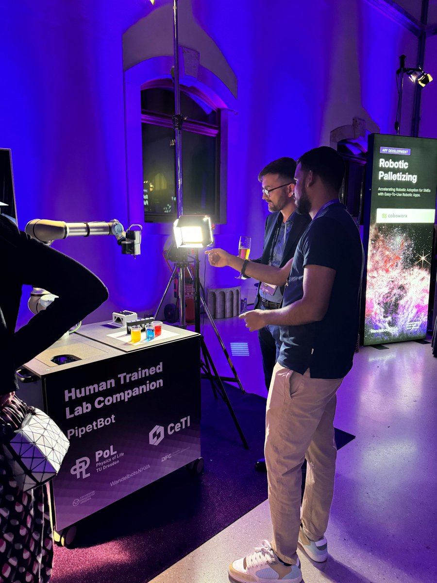 Tactile Internet (@tactileinternet) on Twitter photo A #revolution is happening - not only in industry but also in #research! Together with <a href="/PoLDresden/">Physics of Life Dresden</a>, #CeTI showcased what is already possible today during the impressive keynote by <a href="/wandelbots/">Wandelbots</a> this evening.
<a href="/tudresden_de/">TU Dresden</a> <a href="/dfg_public/">DFG public | @dfg_public@wisskomm.social</a> #tactileinternet A #revolution is happening - not only in industry but also in #research! Together with <a href="/PoLDresden/">Physics of Life Dresden</a>, #CeTI showcased what is already possible today during the impressive keynote by <a href="/wandelbots/">Wandelbots</a> this evening.
<a href="/tudresden_de/">TU Dresden</a> <a href="/dfg_public/">DFG public | @dfg_public@wisskomm.social</a> #tactileinternet
