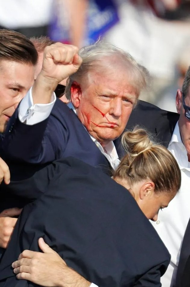 amanitadostias's tweet photo. 4 magnicidios frustrados para la historia.

1. Ronald Reagan (revólver .22)
2. Aznar (25 kgs amosal)
3. Trump (fusil AR 15)
4. Sánchez (palo de escoba)

👇 https://t.co/QrrErJlMS5