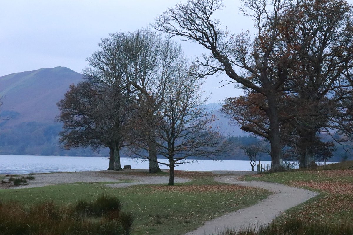 #LakeDistrictDiary day 1
Delightful Derwentwater
No sun, but the lakes are always beautiful and I love them 😊
<a href="/keswickbootco/">Keswick boot co</a>