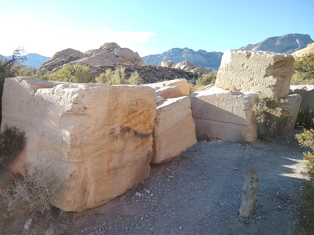 bookmarkdavis's tweet photo. Some peace at #RedRockCanyon before #Election2024 fun https://t.co/d4kvxZ60qy