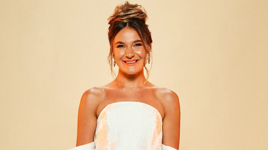 There is literally nothing “bad” about Kristina, she’s a ray of sunshine. Kieran needs to make his mind up and quickly because she doesn’t deserve to be put through a lengthy heartbreak #MAFSUK