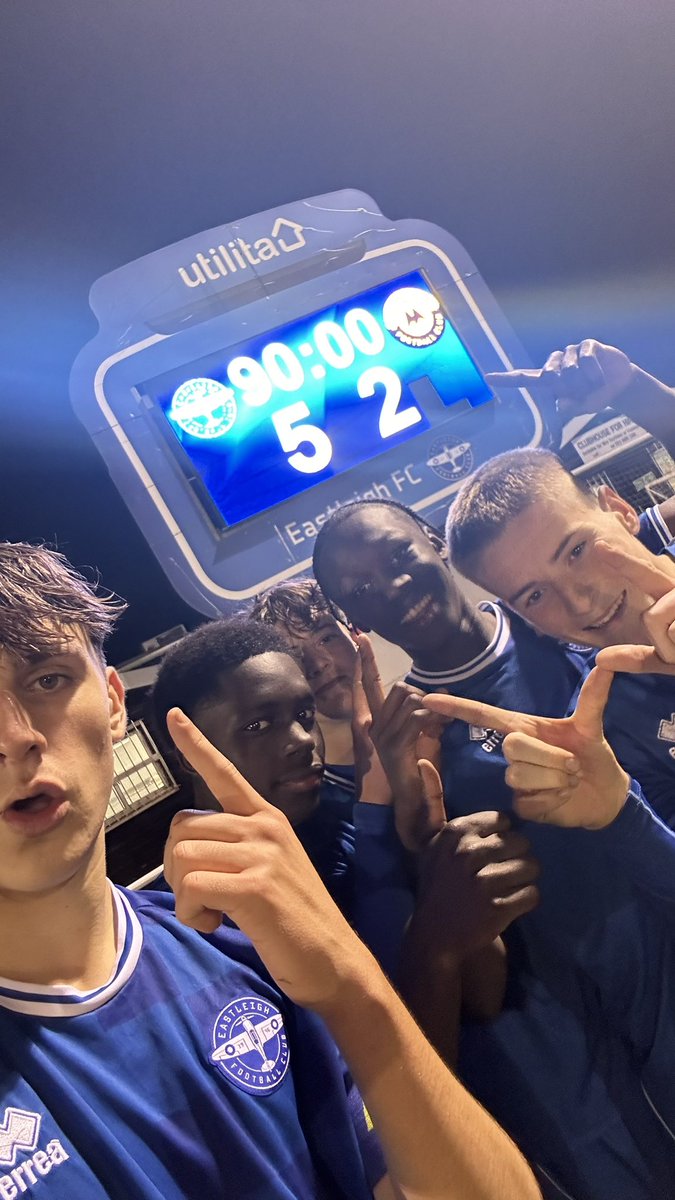 EastleighFCAcad's tweet image. LOVE IT, LADS! 😁🤳
