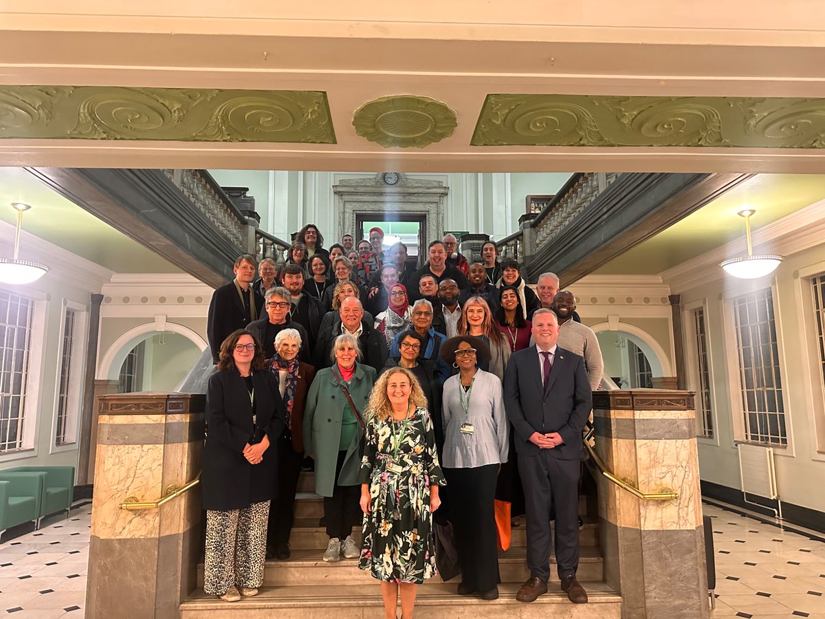 IslingtonLabour's tweet image. 🚨📰 We have a new Leader!
Following a meeting this evening @UnaOHalloran has been elected as the new Leader, and she will be confirmed as Leader of the Council by a Full Council meeting in December 🌹
#OnYourSide
