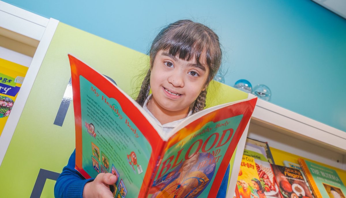 Lidget Green Primary School tweet media