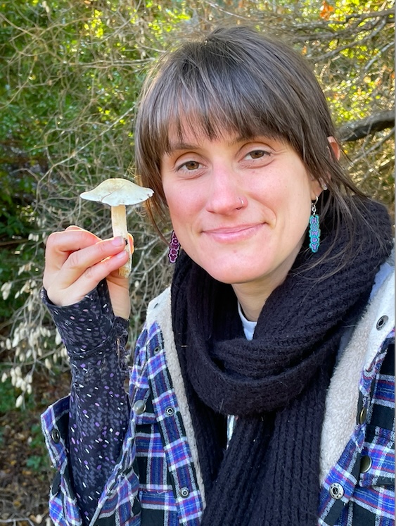 A mycologist in the #UnitedStates revealed the beauty of powdery #mildew - it's our (belated) Observation of the Week!

Read the blog post at: #https://www.inaturalist.org/blog/101024-yes-powdery-mildew-can-be-beautiful-belated-observation-of-the-week-10-15-24 #fungi #nature