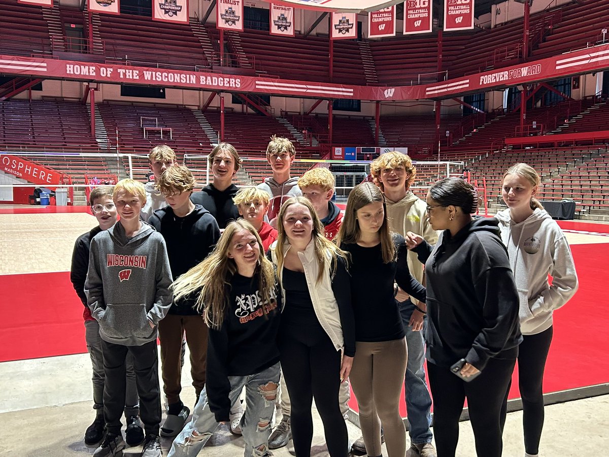 HortonKandi's tweet photo. Exciting day for our Leadership group led by @JoeVrchota to visit Camp Randall in Madison for some top-tier lessons on leadership! Learning and leading by bringing back new skills to #wcsflight! #wcsREADY #leadership https://t.co/8rMbUsE8gF