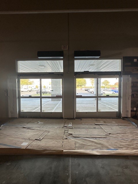 Xpandasecurity's tweet photo. Another business secured with Xpanda security gates before merchandising. Xpanda security products coast to coast across the USA and Canada Call 800- 835-0214, email info@xpandasecuritygates.com #store #retail #architect #plaza #propertymanagement #lossprevention #assetmanagement https://t.co/COSOvGCqaR