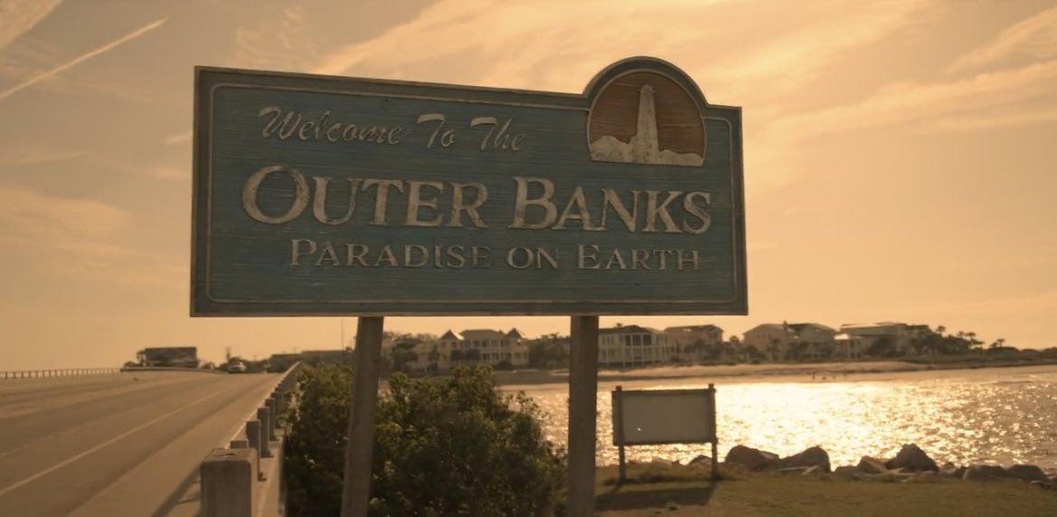 bellysinfinite's tweet photo. “the outer banks, paradise on earth” .. 💔 https://t.co/48r2GP6sx4