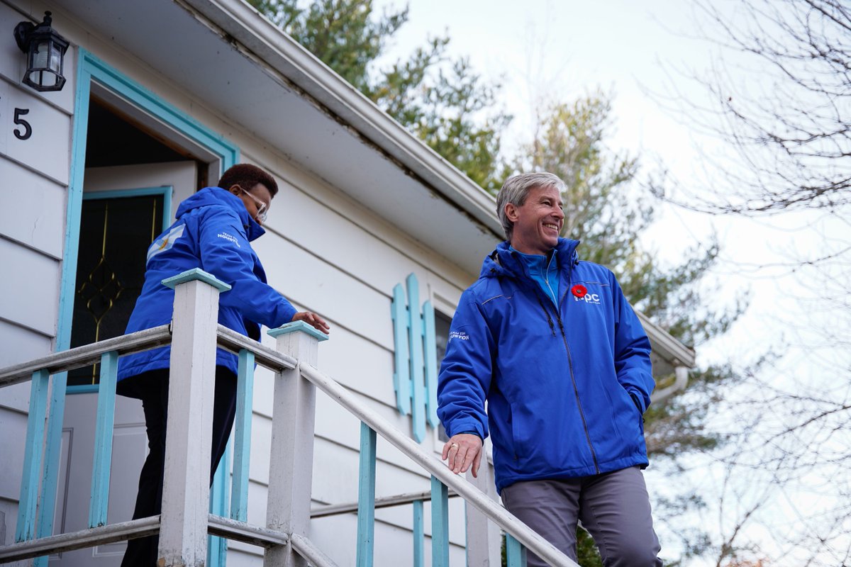 In last year's by-election I knocked on hundreds of doors in Preston with Twila Grosse, and it was great to be back on those doorsteps again today. Twila is a key part of our PC team that is helping to Make it Happen for Nova Scotia.